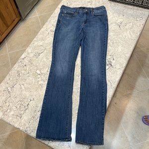 Banana Republic. Slim boot cut jeans. Size 27/4. EUC